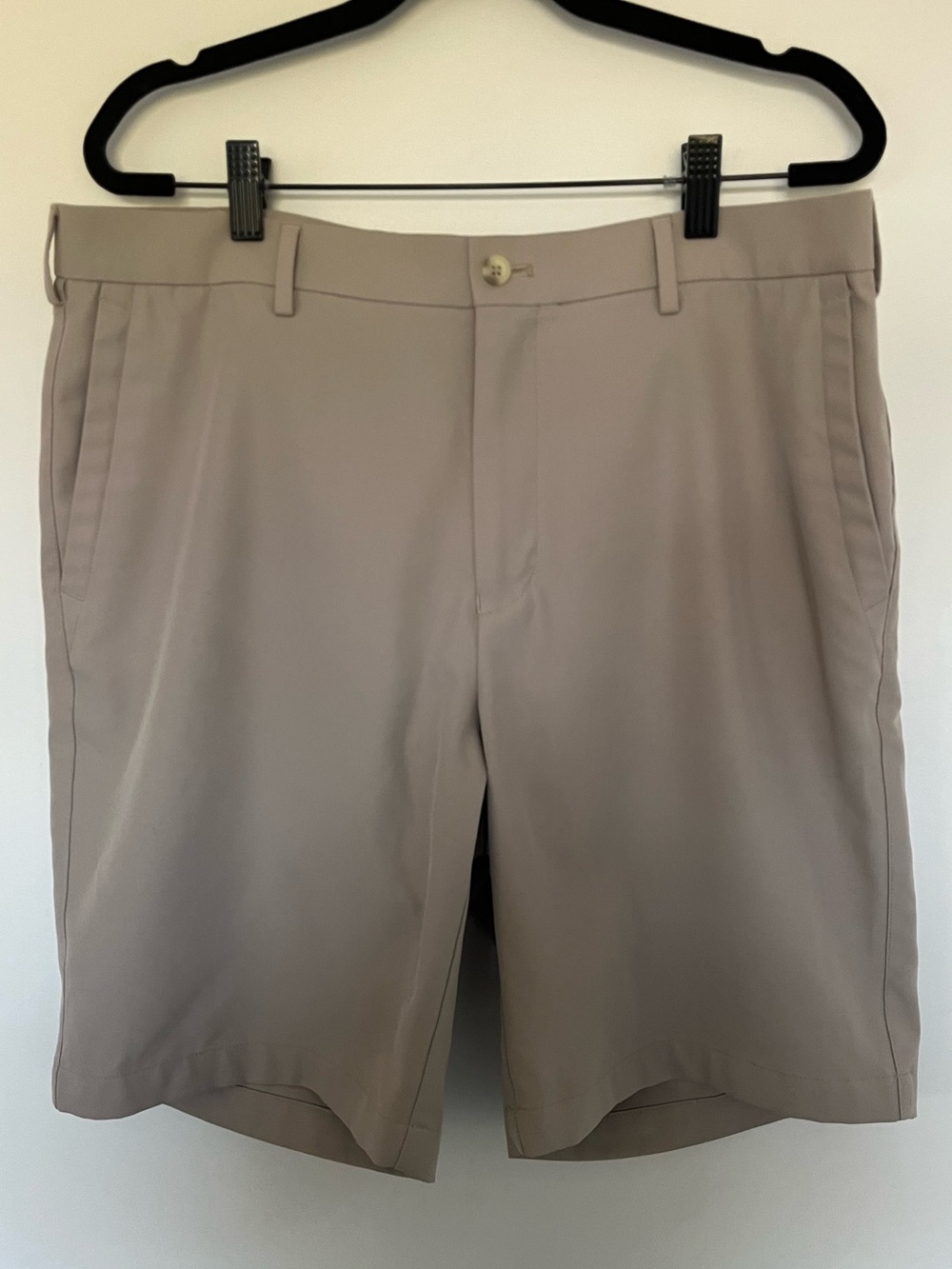 Peter Millar Taupe Flat-Front Performance Shorts